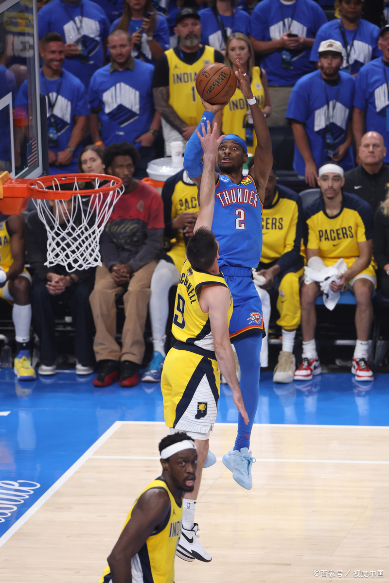 PGSoft今晚突围战来临；洛杉矶湖人围绕意大利杯篮板制胜；管理层满意；年轻球员得到机会的简单介绍